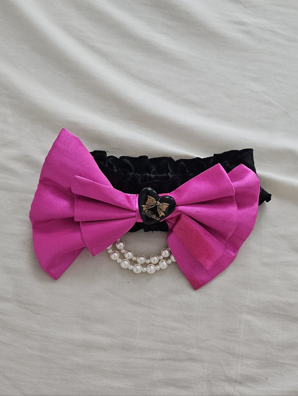 Ma*rs Gyaru Pink and Black Bow Garter With Pearls And Heart Button